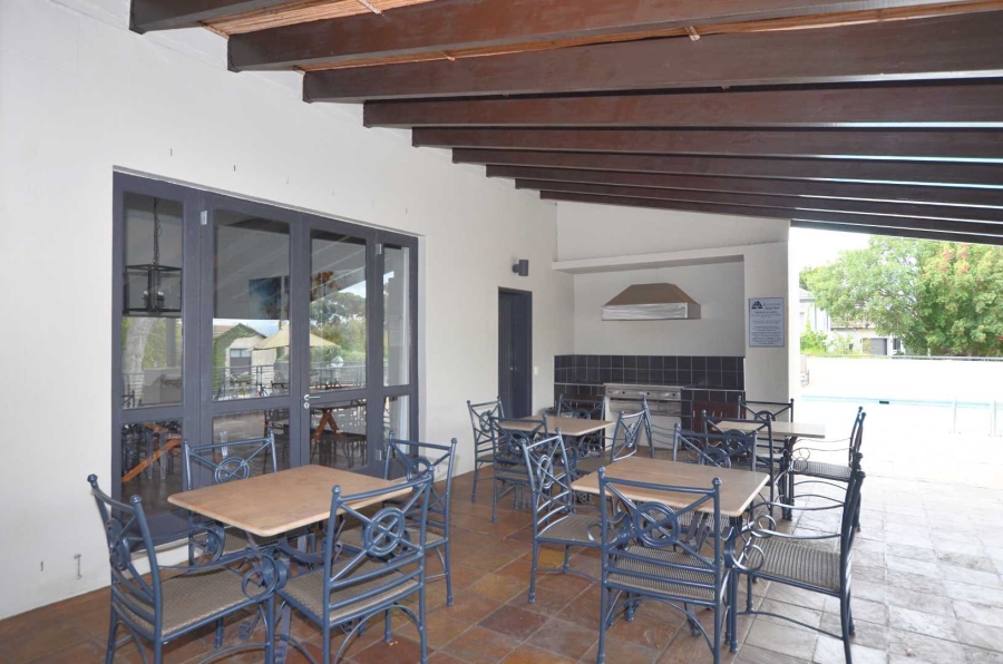 5 Bedroom Property for Sale in Kanonberg Western Cape